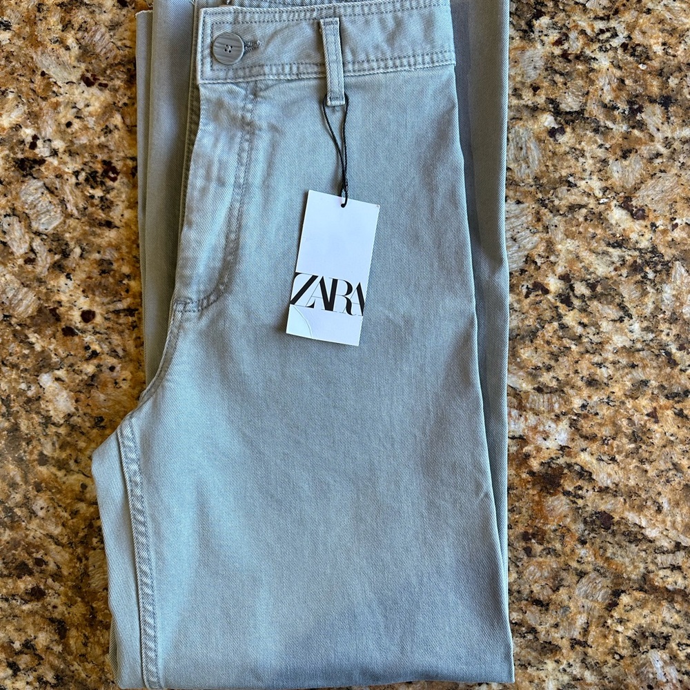 ZARA The Marine Straight in Light Grey Signature Denim. Wide Leg NWT size 6.